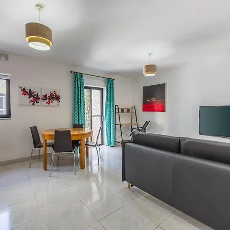 Appartement Spacious, One Bedroom In Paceville